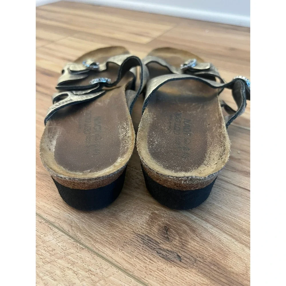 Naot 40/Wm 9‎ Metallic Silver Leather Rhinestone Buckle Cork Slide Sandal Boho